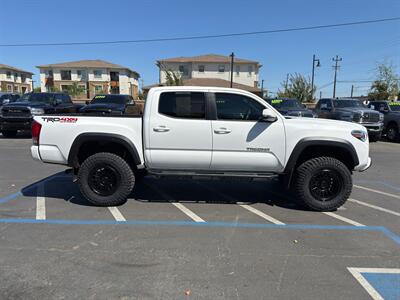 2019 Toyota Tacoma TRD Off-Road 4x4 6 speed Manual, LIFT W/ KMC   - Photo 3 - Rancho Cordova, CA 95742