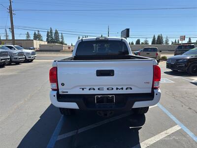 2019 Toyota Tacoma TRD Off-Road 4x4 6 speed Manual, LIFT W/ KMC   - Photo 5 - Rancho Cordova, CA 95742