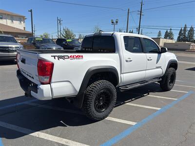 2019 Toyota Tacoma TRD Off-Road 4x4 6 speed Manual, LIFT W/ KMC   - Photo 8 - Rancho Cordova, CA 95742