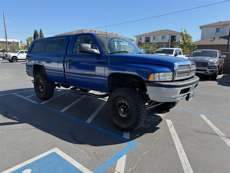 1994 Dodge Ram 2500 12V Cummins Diesel 5 Speed, well maintained  