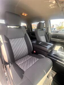 2020 Toyota Tundra SR5 CREWMAX 4X4, LEVELED 1 OWNER DEALER MAINTAINED - Photo 8 - Rancho Cordova, CA 95742