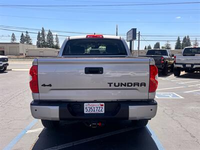 2020 Toyota Tundra SR5 CREWMAX 4X4, LEVELED 1 OWNER DEALER MAINTAINED - Photo 6 - Rancho Cordova, CA 95742