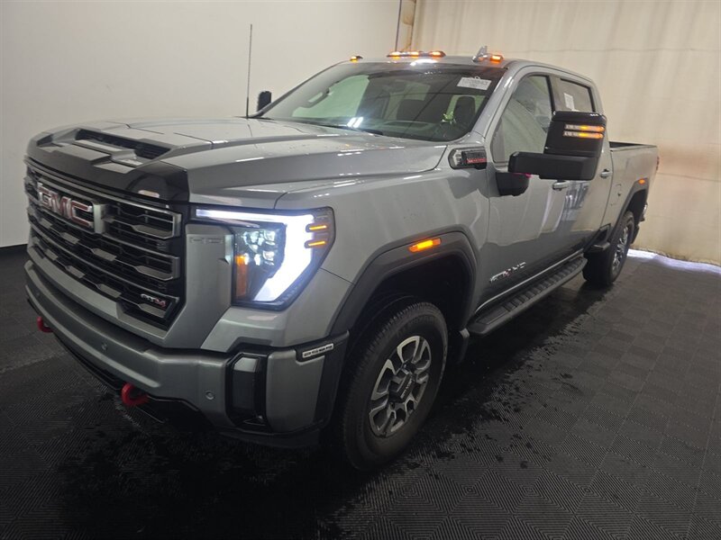 2024 GMC Sierra 2500HD AT4 6.6 Duramax Diesel 4x4 Loaded  