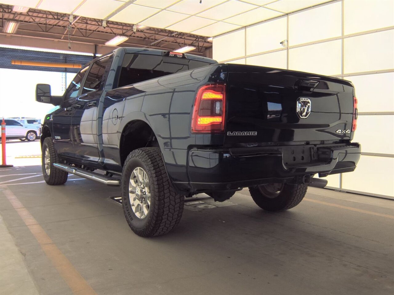 2023 RAM 2500 Laramie, 6.7 CUMMINS 4X4, LOADED W/360 CAMERA - Photo 5 - Rancho Cordova, CA 95742