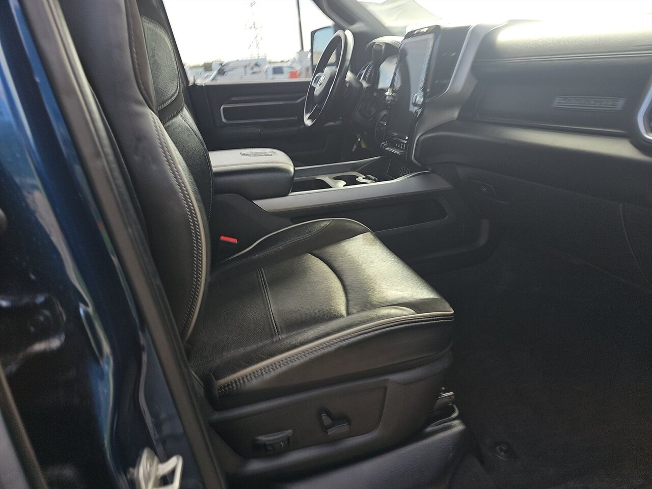 2023 RAM 2500 Laramie, 6.7 CUMMINS 4X4, LOADED W/360 CAMERA - Photo 7 - Rancho Cordova, CA 95742