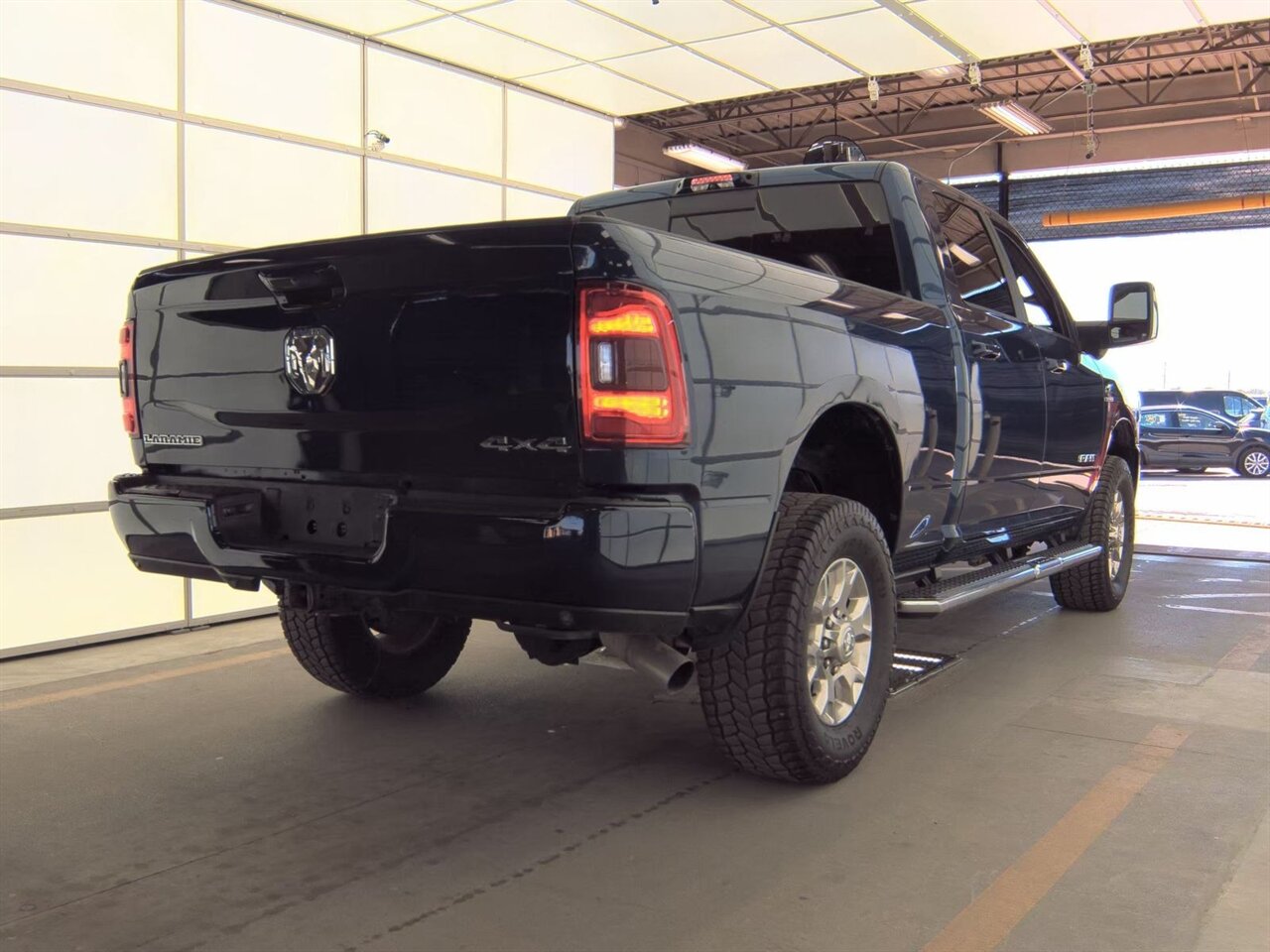 2023 RAM 2500 Laramie, 6.7 CUMMINS 4X4, LOADED W/360 CAMERA - Photo 4 - Rancho Cordova, CA 95742