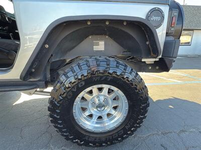 2011 Jeep Wrangler Rubicon, Full Traction Long Arm Kit, 5.13 gears   - Photo 16 - Rancho Cordova, CA 95742