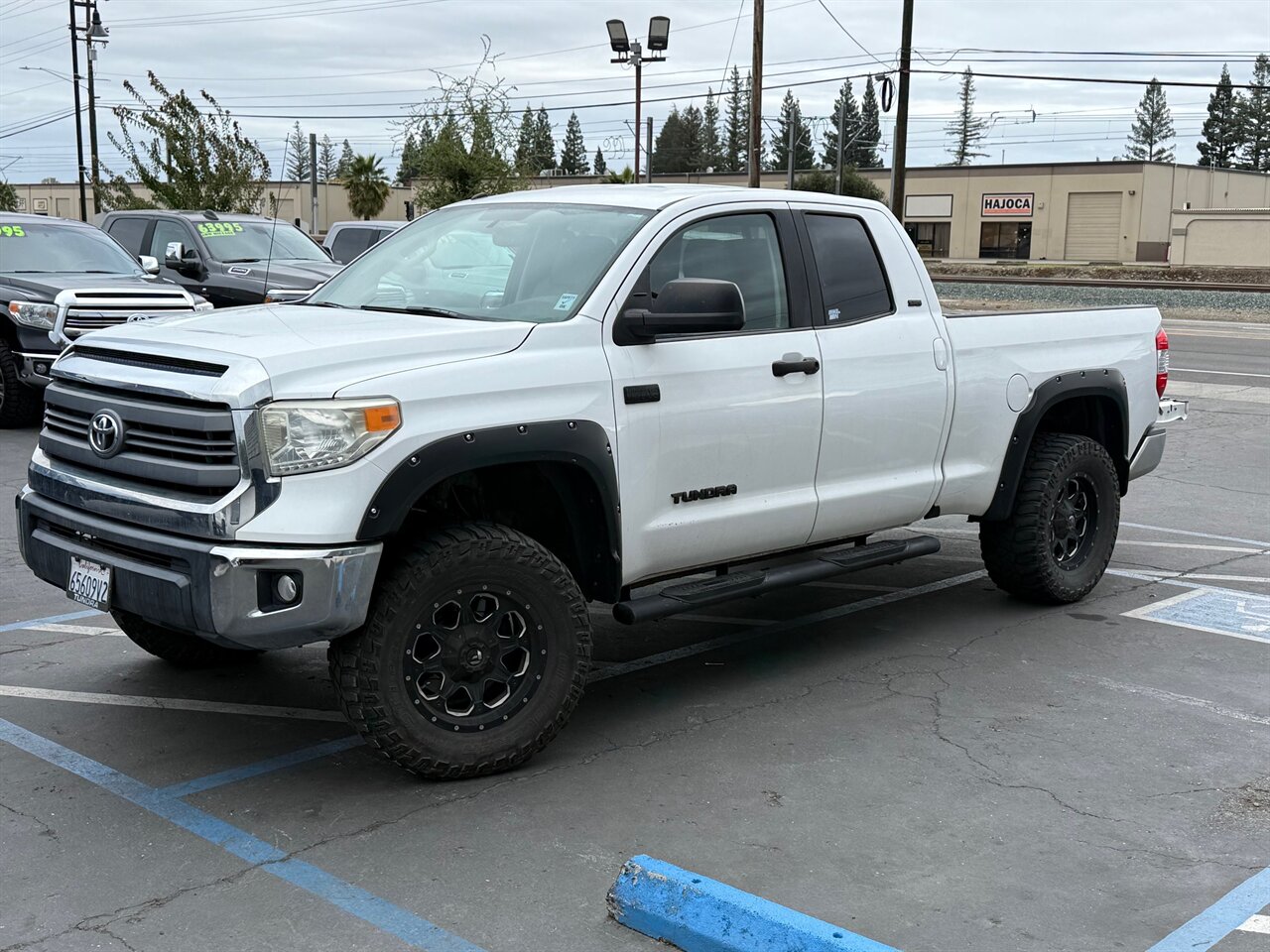 2014 Toyota Tundra Double Cab RWD, Eibach Lift 3/1.5, 35in Avix Tires   - Photo 1 - Rancho Cordova, CA 95742