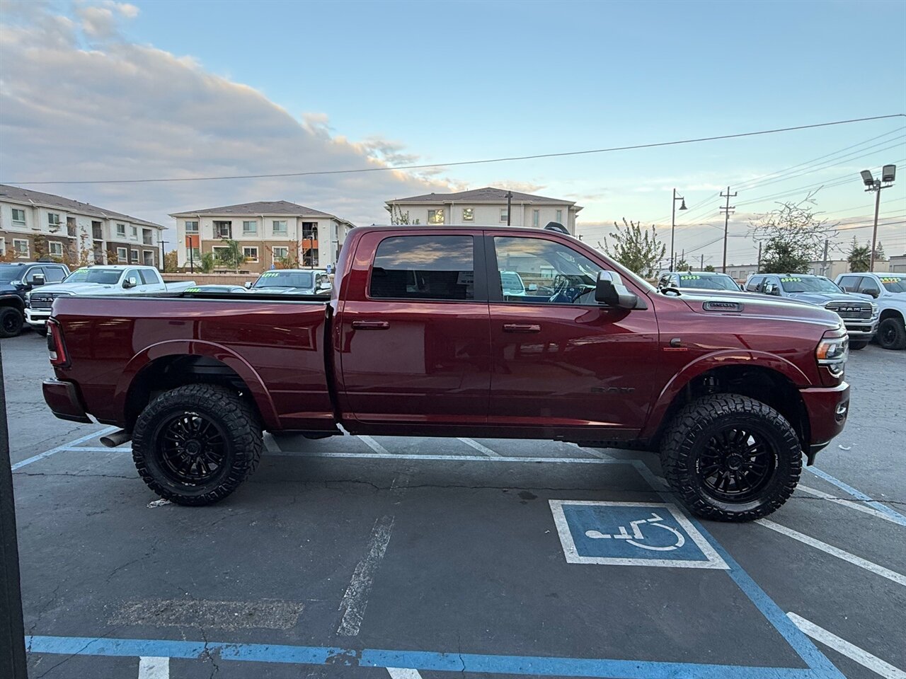 2021 RAM 2500 Laramie Night Edition, 6.7 Cummins 4x4 - Photo 4 - Rancho Cordova, CA 95742