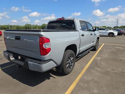 2021 Toyota Tundra SR5 Crewmax 4x4 5.7   - Photo 3 - Rancho Cordova, CA 95742