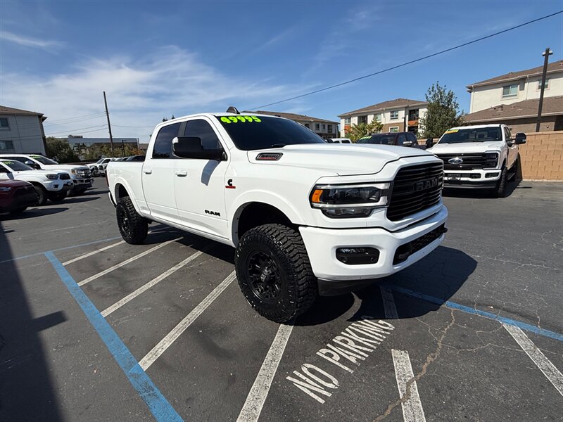 2022 RAM 2500 Laramie Night Editon, 6.7 Cummins 4x4  