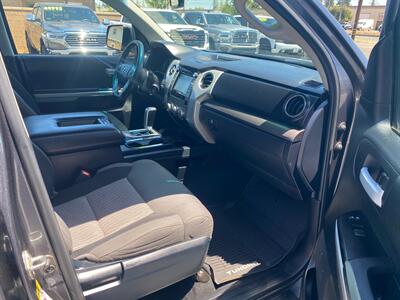 2017 Toyota Tundra SR5, 4X4, ASK ABOUT LIFT WHEEL TIRE PACKAGES   - Photo 8 - Rancho Cordova, CA 95742