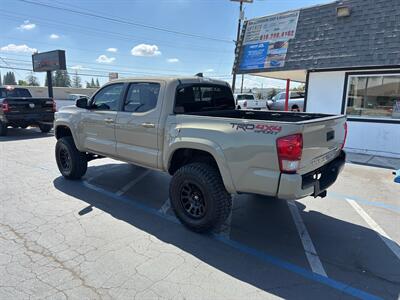 2017 Toyota Tacoma TRD, 4X4 6 SPEED MANUAL, 4 IN LIFT W/ METHODS   - Photo 6 - Rancho Cordova, CA 95742