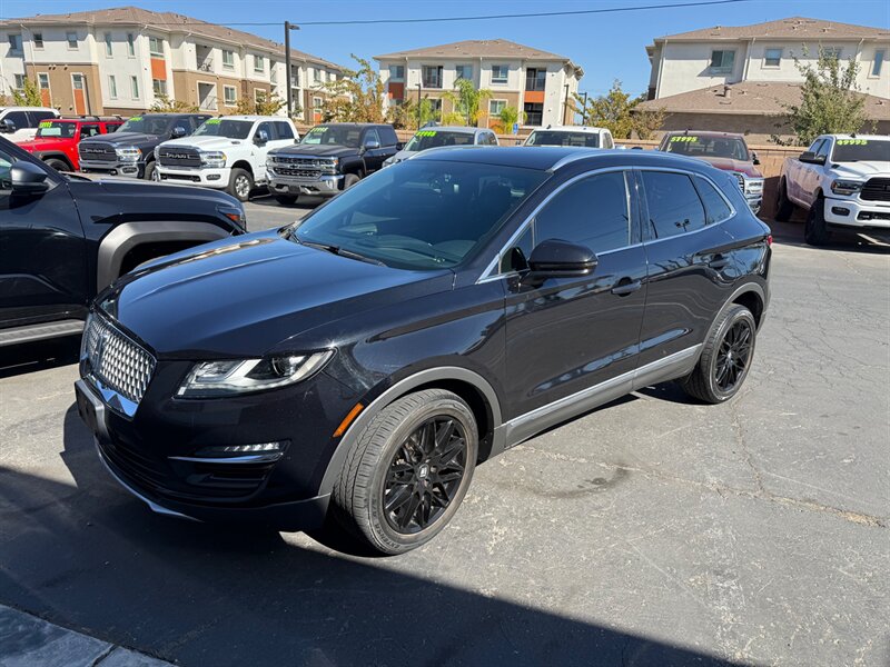 2019 Lincoln MKC Select