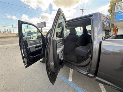 2014 RAM 2500 Bighorn, 6.7 CUMMINS DIESEL, 4X4 2 OWNERS - Photo 12 - Rancho Cordova, CA 95742