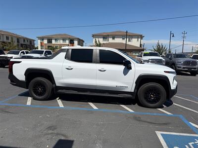 2024 Chevrolet Silverado EV 3WT   - Photo 4 - Rancho Cordova, CA 95742