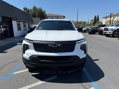 2024 Chevrolet Silverado EV 3WT   - Photo 2 - Rancho Cordova, CA 95742