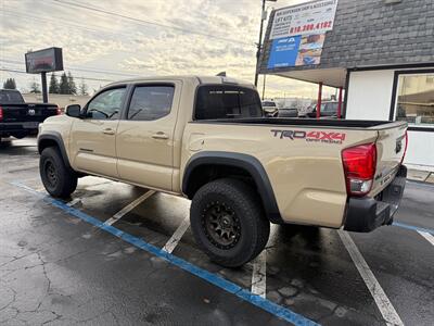 2017 Toyota Tacoma TRD Off-Road 4X4, LIFT WHEELS AND TIRES, LEATHER   - Photo 4 - Rancho Cordova, CA 95742