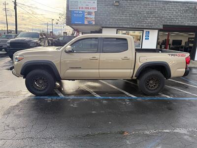 2017 Toyota Tacoma TRD Off-Road 4X4, LIFT WHEELS AND TIRES, LEATHER   - Photo 5 - Rancho Cordova, CA 95742