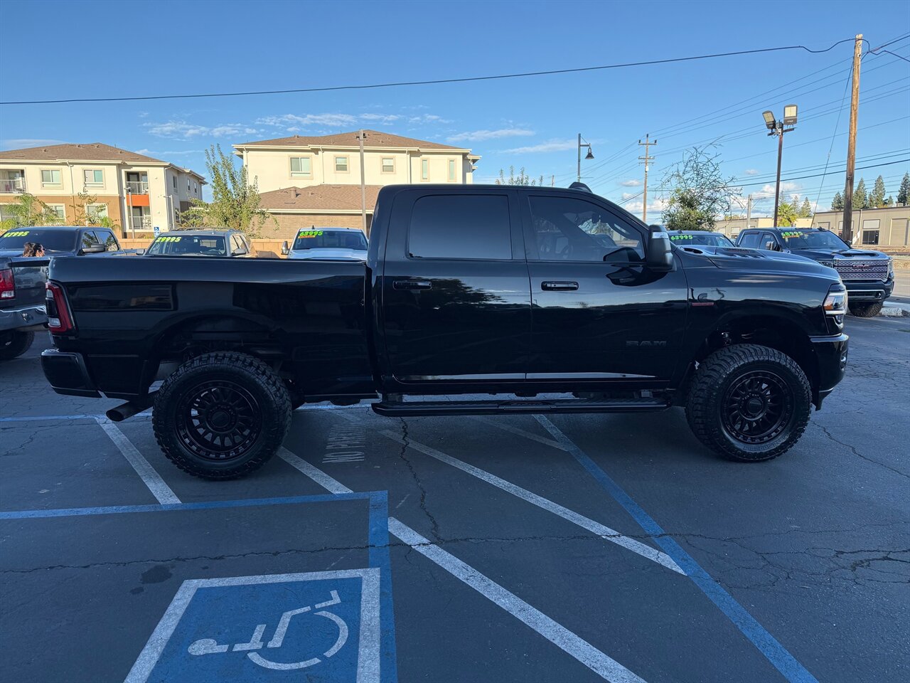 2024 RAM 2500 LARAMIE NIGHT CREW CAB 4X4 6.7 CUMMINS DIESEL - Photo 4 - Rancho Cordova, CA 95742