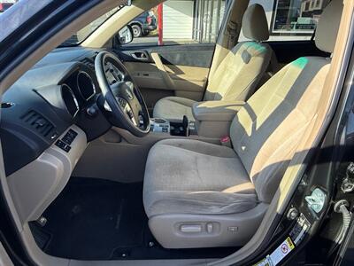 2013 Toyota Highlander 4X4, 3 ROW, 2 OWNER - Photo 12 - Rancho Cordova, CA 95742