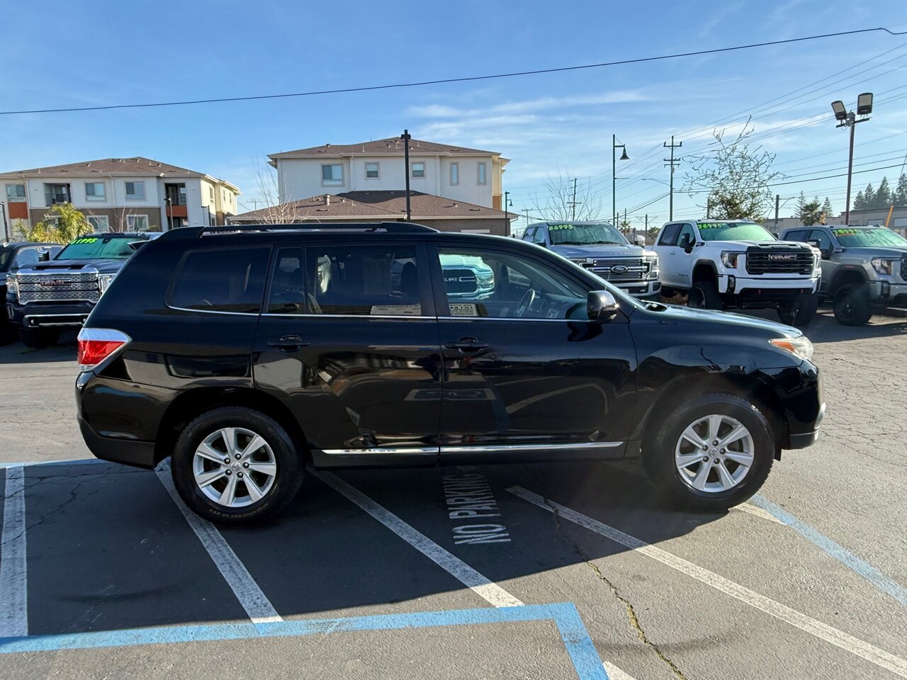 2013 Toyota Highlander 4X4, 3 ROW, 2 OWNER - Photo 4 - Rancho Cordova, CA 95742