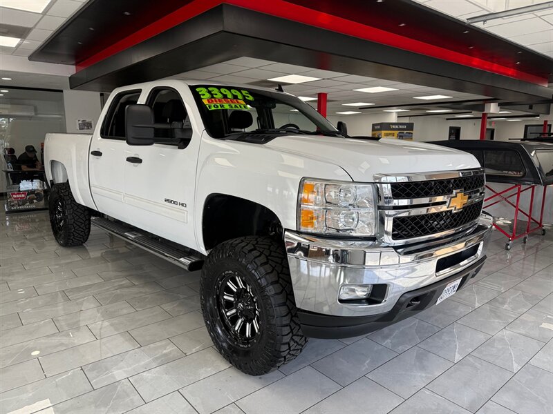 2013 Chevrolet Silverado 2500HD LT 4X4 6.6 Duramax Diesel  