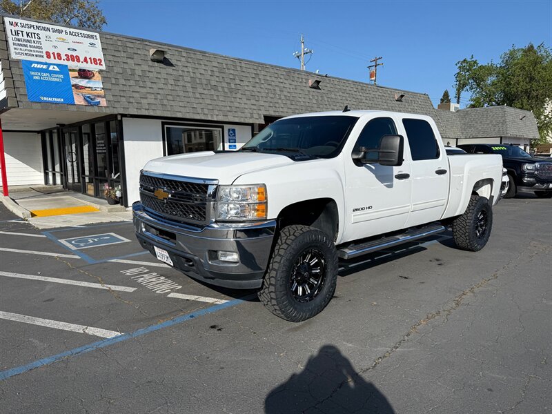 2013 Chevrolet Silverado 2500HD LT 4X4 6.6 Duramax Diesel  