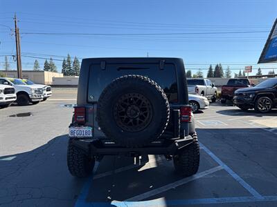 2015 Jeep Wrangler Unlimited Rubicon Lifted with Kmc with 35s - Photo 6 - Rancho Cordova, CA 95742