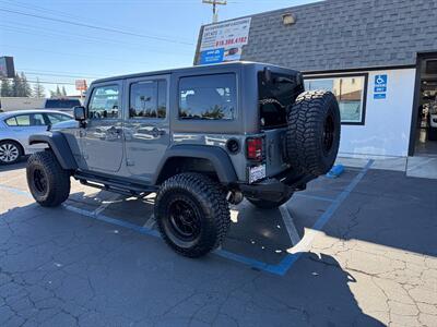 2015 Jeep Wrangler Unlimited Rubicon Lifted with Kmc with 35s - Photo 7 - Rancho Cordova, CA 95742