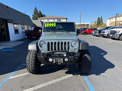 2015 Jeep Wrangler Unlimited Rubicon Lifted with Kmc with 35s - Photo 2 - Rancho Cordova, CA 95742