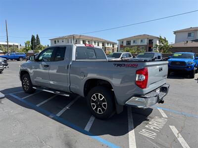 2019 Toyota Tundra SR5 TRD OFF ROAD 10k MILES 4x4, 1 OWNER   - Photo 5 - Rancho Cordova, CA 95742