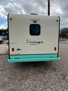 2022 Gulf Stream Vintage Cruiser 23 QBS w/Bunk Beds   - Photo 4 - Bosque Farms, NM 87068