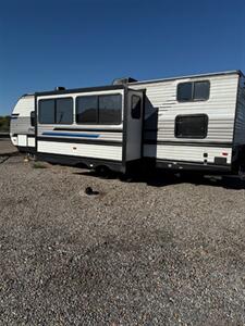 2021 Heartland Pioneer BH 270 w/Bunk Beds   - Photo 3 - Bosque Farms, NM 87068