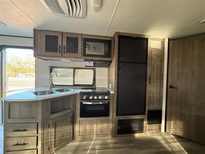 2021 Heartland Pioneer BH 270 w/Bunk Beds   - Photo 15 - Bosque Farms, NM 87068