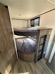 2021 Heartland Pioneer BH 270 w/Bunk Beds   - Photo 18 - Bosque Farms, NM 87068