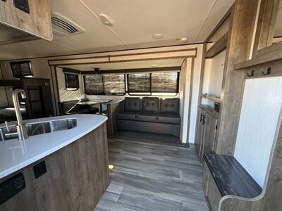 2021 Heartland Pioneer BH 270 w/Bunk Beds   - Photo 13 - Bosque Farms, NM 87068
