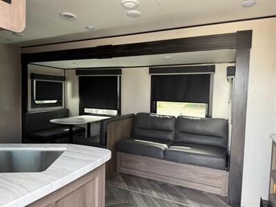 2022 Highland Ridge Olympia 26 BHS w/Oversized Bunk Beds   - Photo 8 - Bosque Farms, NM 87068