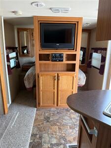 2010 Dutchmen Denali 26 FBX   - Photo 7 - Bosque Farms, NM 87068