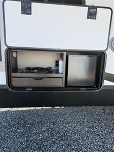 2021 Grand Design Reflection 28BH w/Bunk Room   - Photo 5 - Bosque Farms, NM 87068