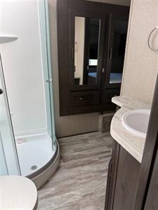 2021 Grand Design Reflection 28BH w/Bunk Room   - Photo 18 - Bosque Farms, NM 87068