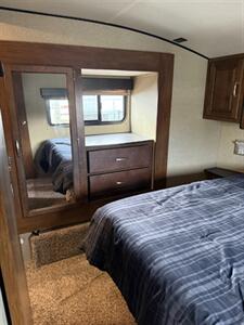 2019 Grand Design Reflection 303 RLS   - Photo 18 - Bosque Farms, NM 87068
