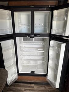 2019 Grand Design Reflection 303 RLS   - Photo 13 - Bosque Farms, NM 87068