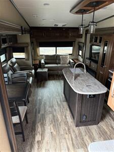 2019 Grand Design Reflection 303 RLS   - Photo 8 - Bosque Farms, NM 87068