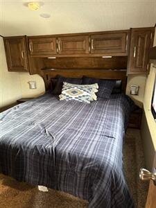 2019 Grand Design Reflection 303 RLS   - Photo 17 - Bosque Farms, NM 87068