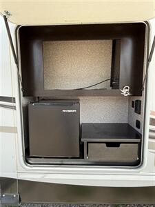 2022 Jayco Eagle 28.5 RSTS w/ 3 Slides   - Photo 6 - Bosque Farms, NM 87068