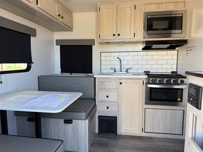 2023 Riverside Xplorer 171 RDX   - Photo 8 - Bosque Farms, NM 87068