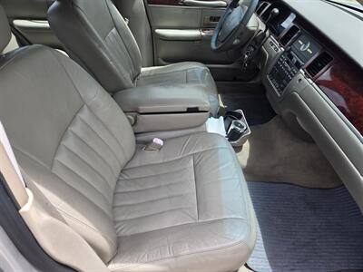 2005 Lincoln Town Car Signature - Photo 15 - Miami, FL 33155