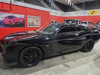 2019 Dodge Challenger R/T   - Photo 3 - Miami, FL 33155