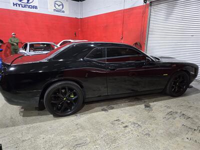 2019 Dodge Challenger R/T   - Photo 8 - Miami, FL 33155